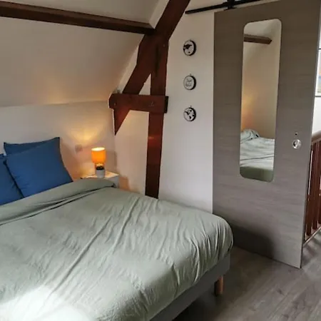 Les Bords De Seine Apartment *